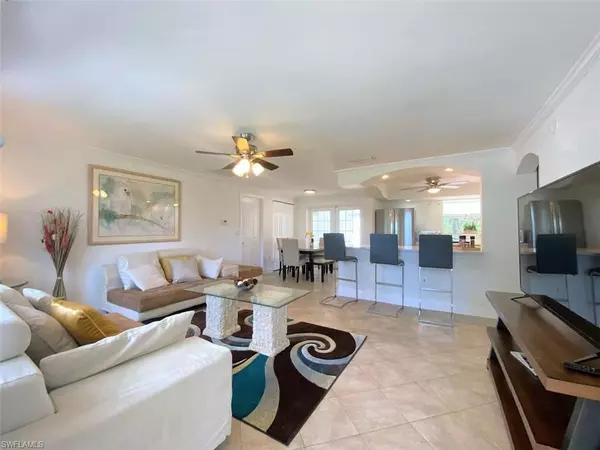 Naples, FL 34116,6250 Napa Woods WAY