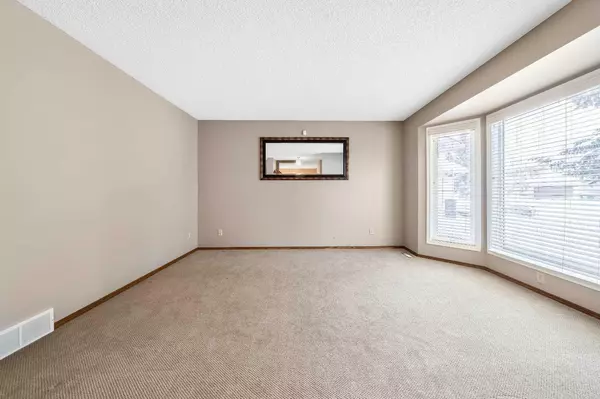 Calgary, AB T3K4B7,57 Sandalwood CT NW