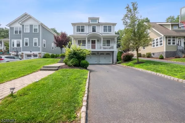 20 Riverside Dr, Florham Park Boro, NJ 07932