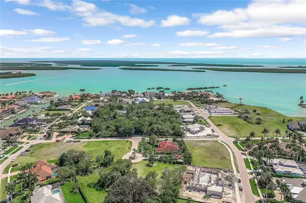 Marco Island, FL 34145,965 Leo CT