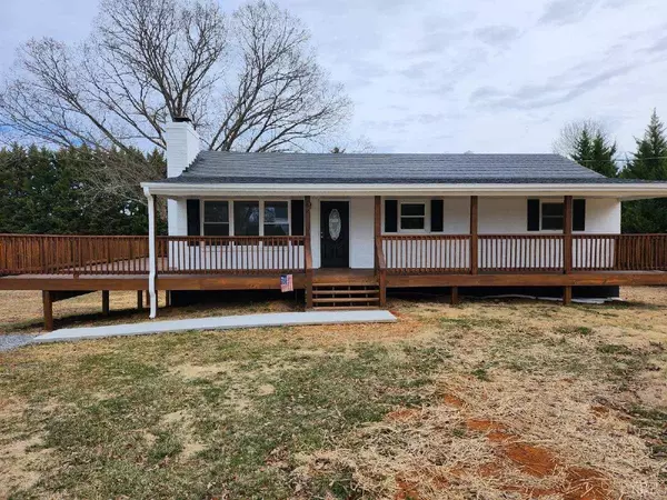 68 Porter LN, Forest, VA 24551