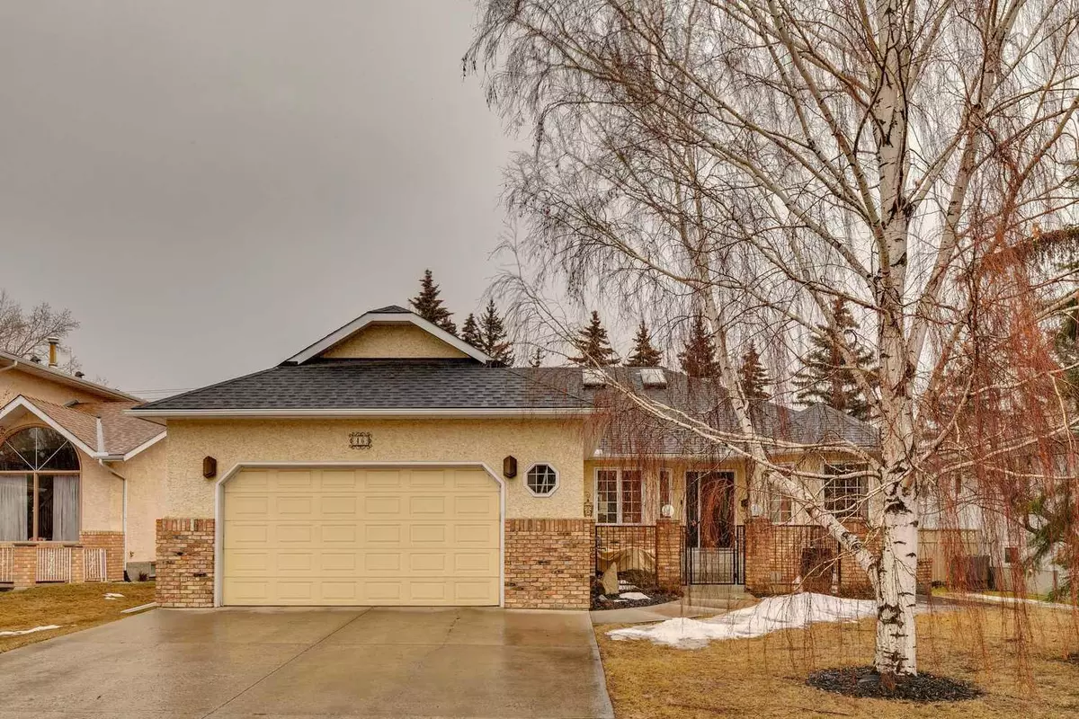 Calgary, AB T3B 5J2,46 Varsity Estates Close NW