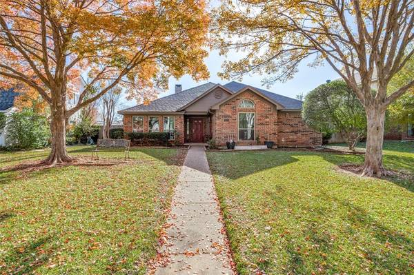 443 L Thompson Street, Cedar Hill, TX 75104