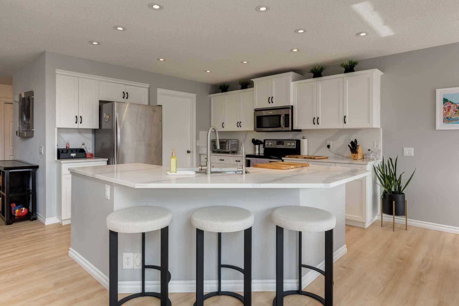 Calgary, AB T3L 3C6,74 Tuscany Ridge Heath NW