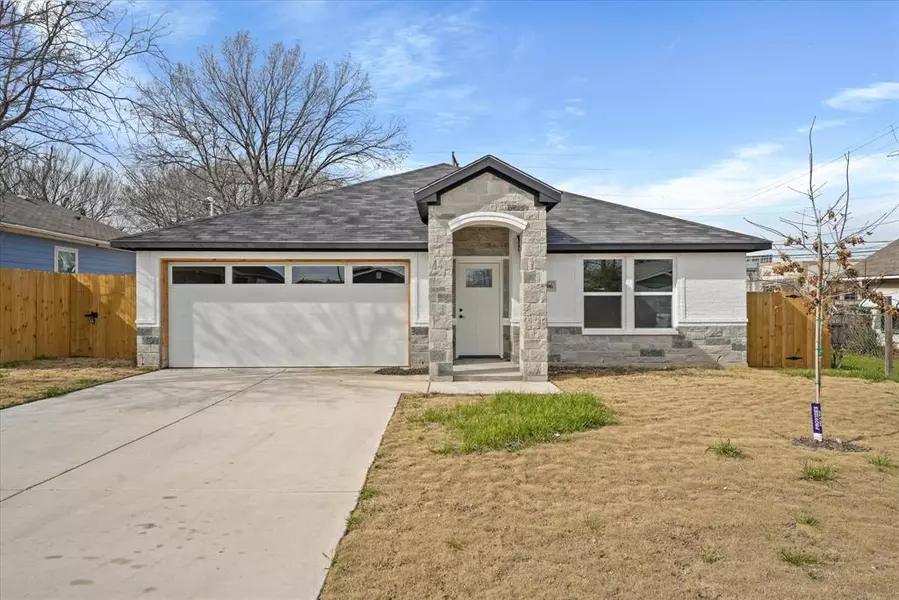 1306 Stewart Street, Fort Worth, TX 76104