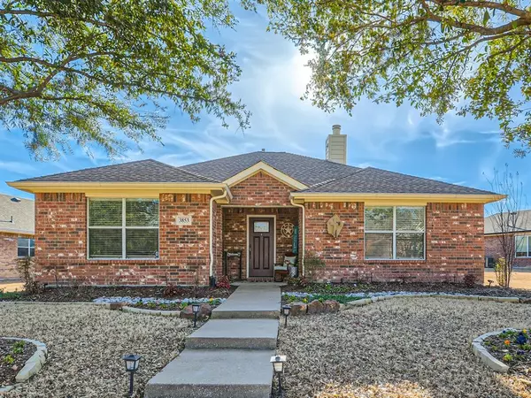 3853 Juniper Hills Drive, Rockwall, TX 75032