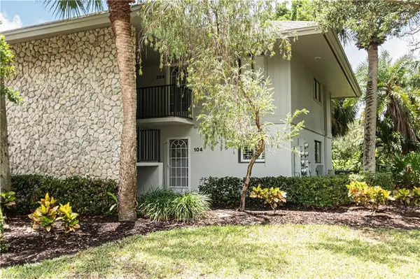 Naples, FL 34113,746 Eagle Creek DR W 104