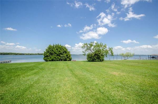 Lot 32 El Barco, Corsicana, TX 75109