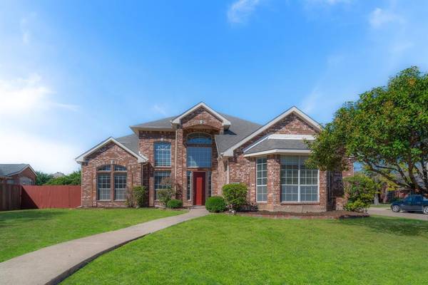 223 Briar Oak Drive, Murphy, TX 75094