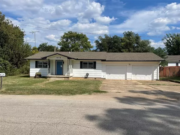 418 S 3rd Avenue, Purcell, OK 73080