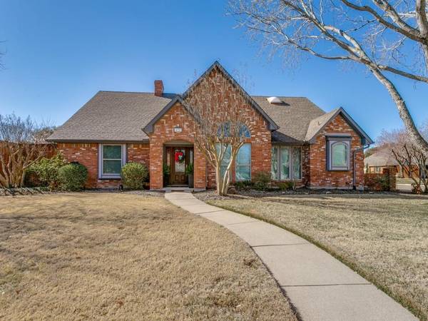 432 Hunters Ridge Circle, Coppell, TX 75019