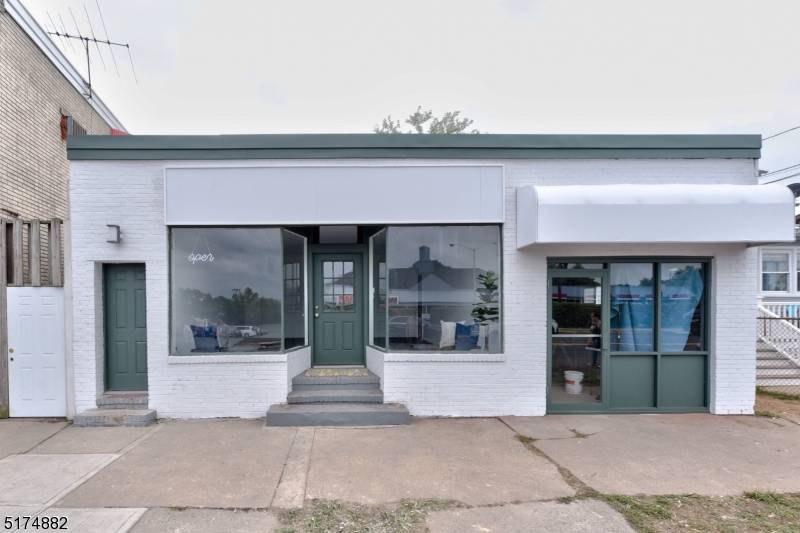 612 Hamilton St, Franklin Twp., NJ 08873
