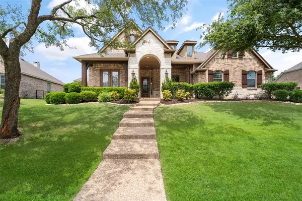 604 Mallard Lakes Drive,  Mckinney,  TX 75072