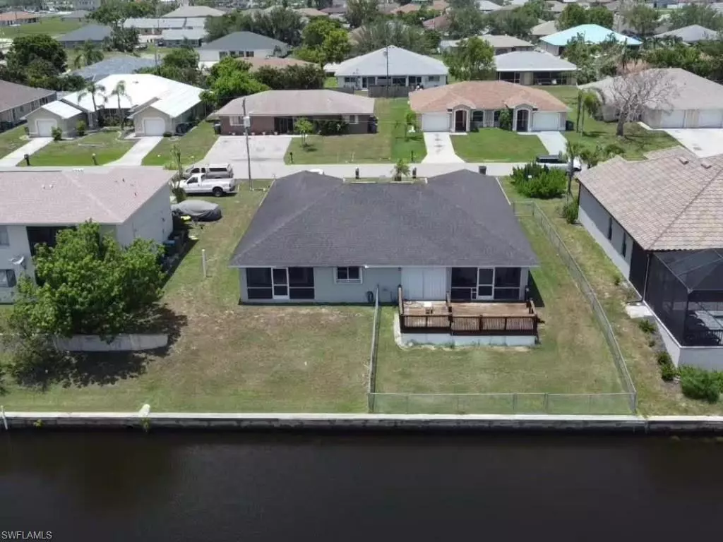 Cape Coral, FL 33990,914-916 14th TER