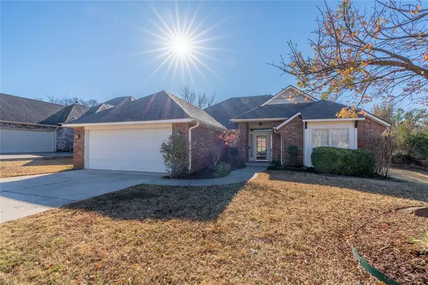 2504 Naples Way, Edmond, OK 73034