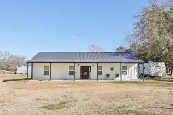 1027 County Road 2950, Alba, TX 75410