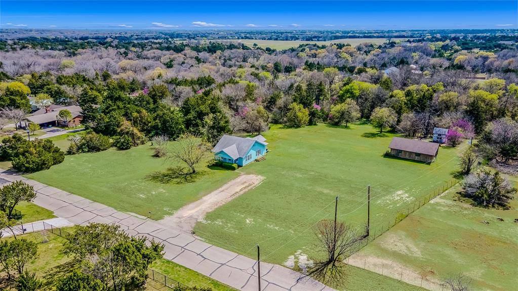 418 Windy Lane, Cedar Hill, TX 75104