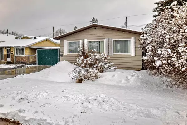 Calgary, AB T3B0K3,6427 32 AVE NW