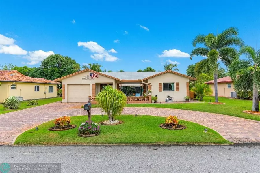 7002 NW 92nd Ave, Tamarac, FL 33321