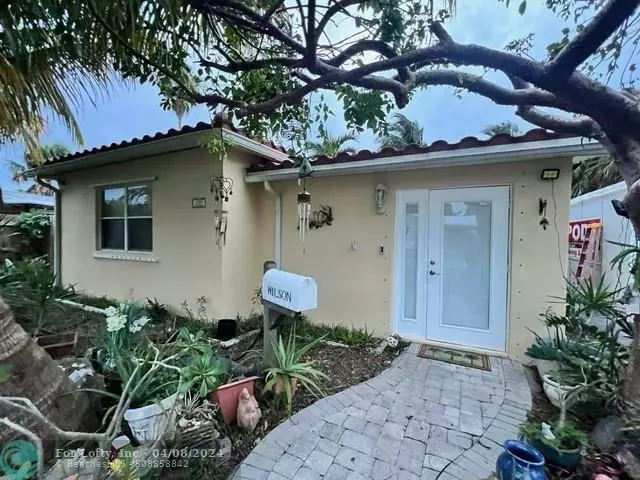 1509 NE 17th Way, Fort Lauderdale, FL 33304