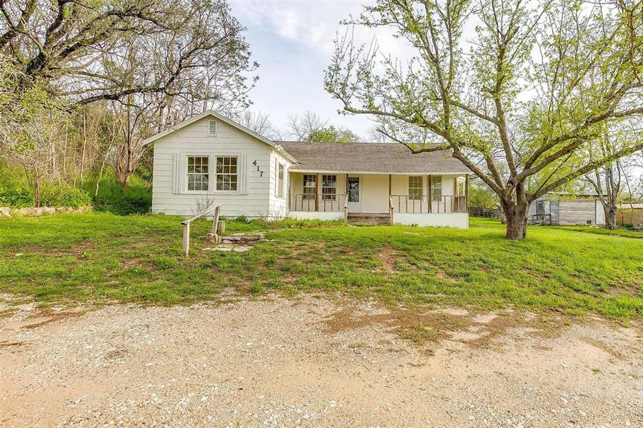 417 W Gentry Street, Hamilton, TX 76531