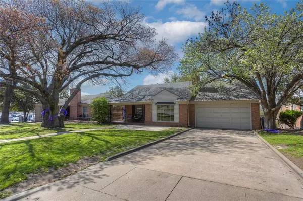 Fort Worth, TX 76109,2622 Highview Terrace