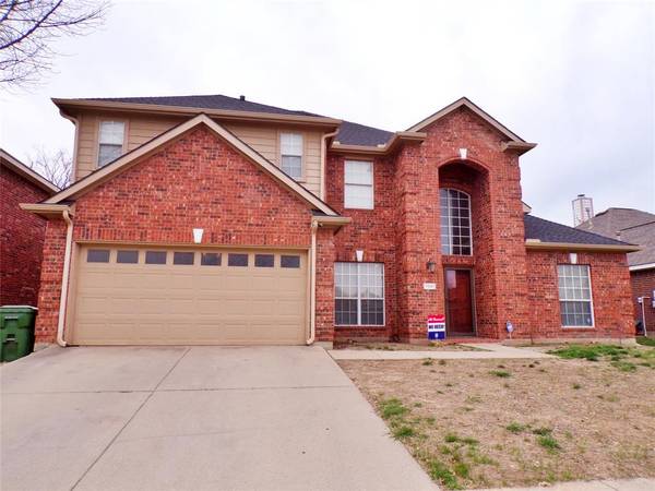 7001 Deer Run Drive, Watauga, TX 76137