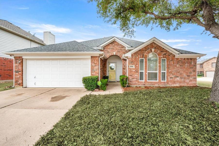 5201 Dillon Circle, Haltom City, TX 76137