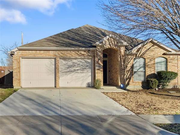 1203 Mule Deer Drive, Arlington, TX 76002