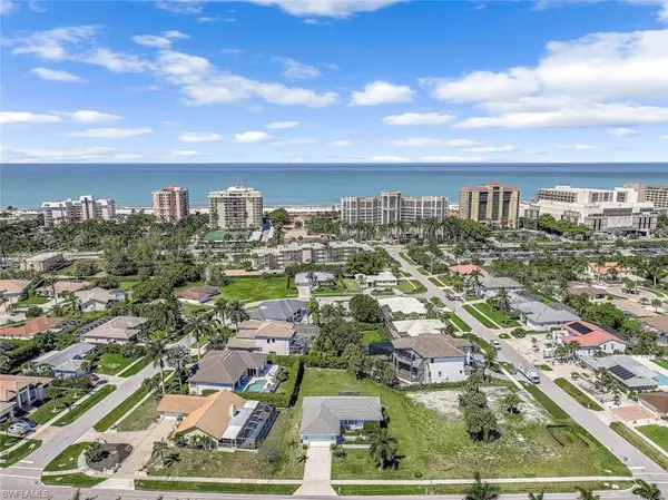 Marco Island, FL 34145,486 Landmark ST