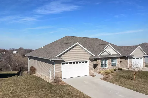 Solon, IA 52333,516 Majestic Oak Ct