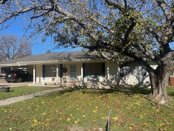 1307 W Avenue A,  Lampasas,  TX 76550