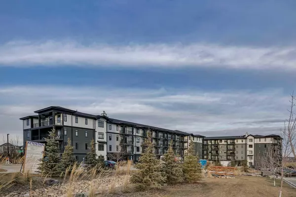 Calgary, AB T3R 2C5,40 Sage Hill WALK NW #116