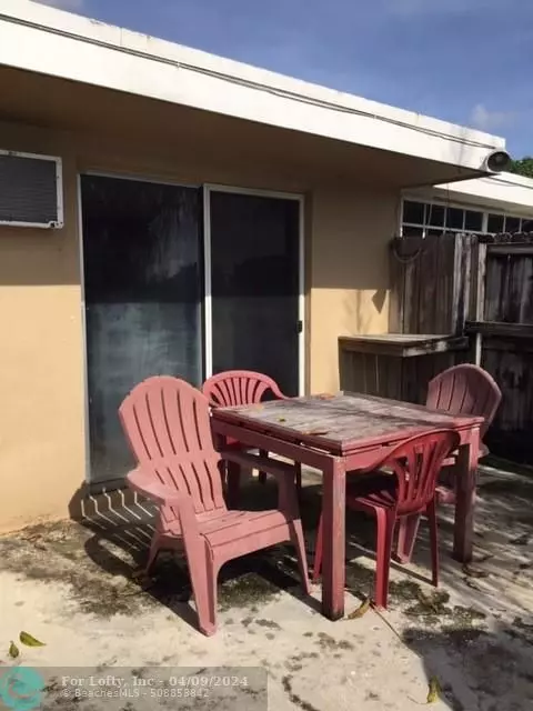 Davie, FL 33314,3830 SW 55th Ave