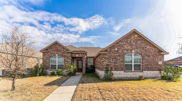 2010 Autumn Drive, Glenn Heights, TX 75154