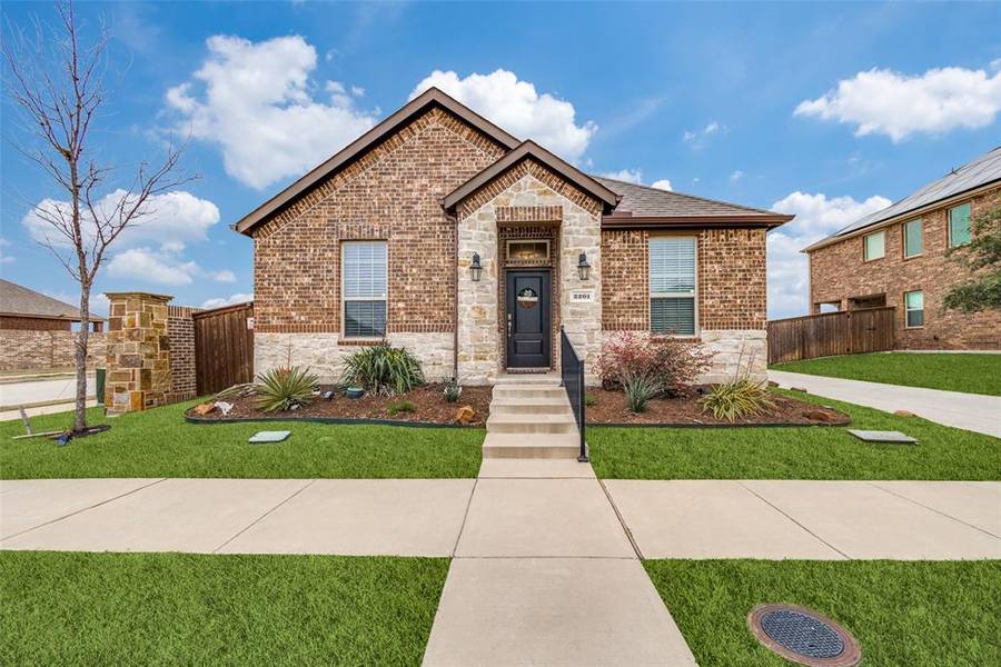 2201 Miramar Drive, Little Elm, TX 75068