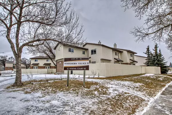 Calgary, AB T1Y 5E3,32 WHITNEL CT NE #74