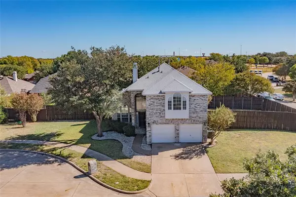 5010 Wiltshire Court,  Garland,  TX 75043