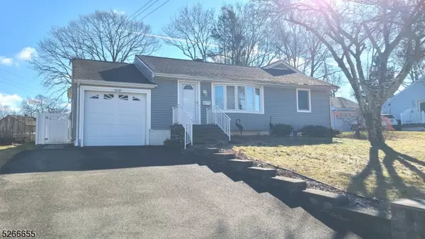 6 Valley View Dr, Mine Hill Twp., NJ 07803