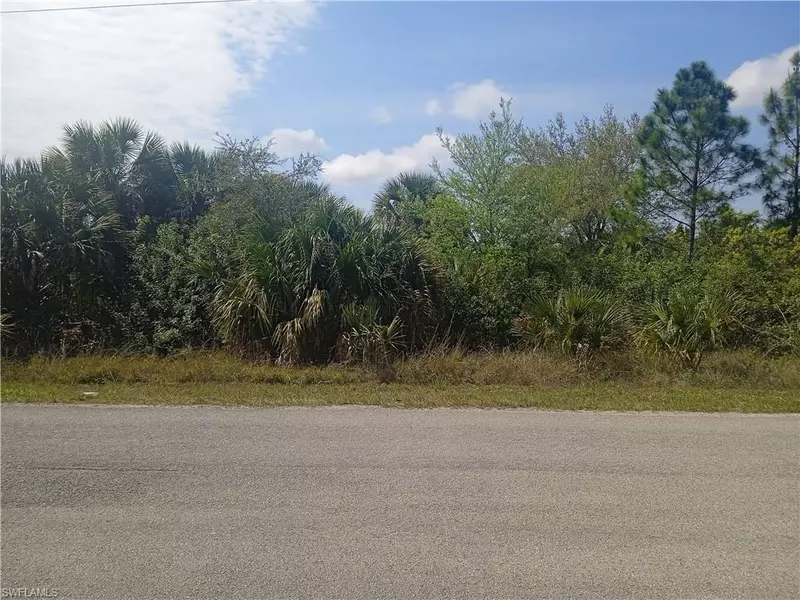 2605 Hanna AVE N, Lehigh Acres, FL 33971