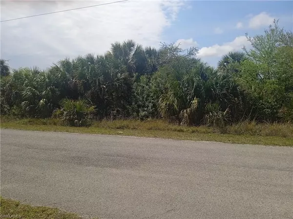 Lehigh Acres, FL 33971,2605 Hanna AVE N