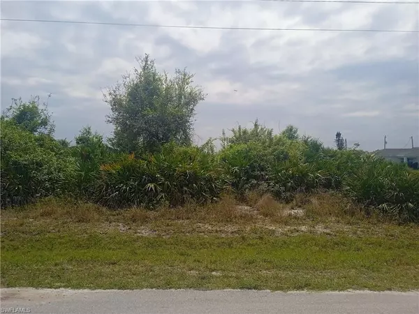 Lehigh Acres, FL 33976,3511 11th ST SW