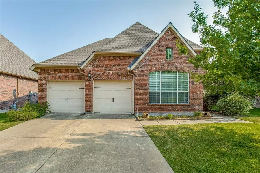 5748 New Castle Drive, Richardson, TX 75082