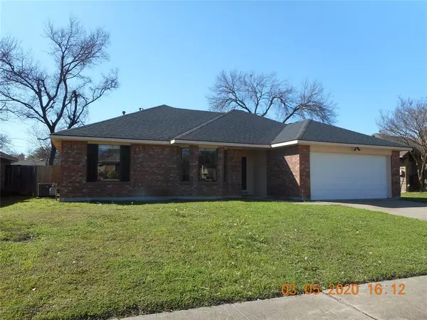 2121 Mcintosh Drive, Garland, TX 75040