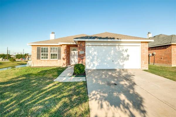 5932 English Manor, Denton, TX 76210