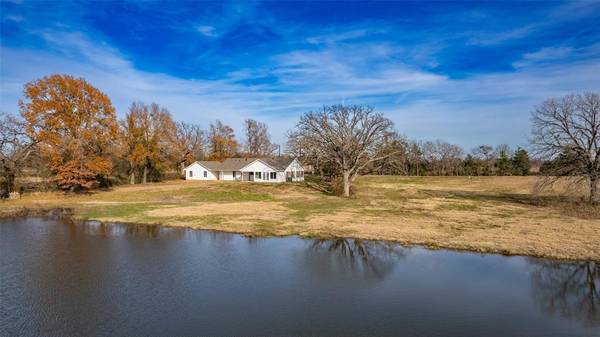 353 County Road 3541,  Saltillo,  TX 75457