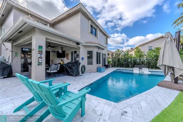 Weston, FL 33326,207 La Costa Ln