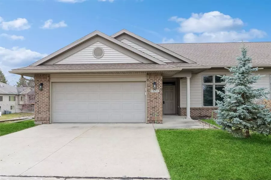 1651 Baldwin Ln, Iowa City, IA 52240