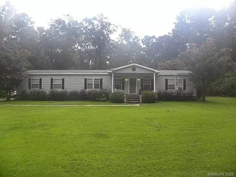 Benton, LA 71006,124 Pine Needle Drive