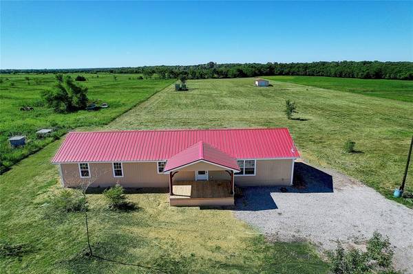 4021 County Road 4805, Ladonia, TX 75449